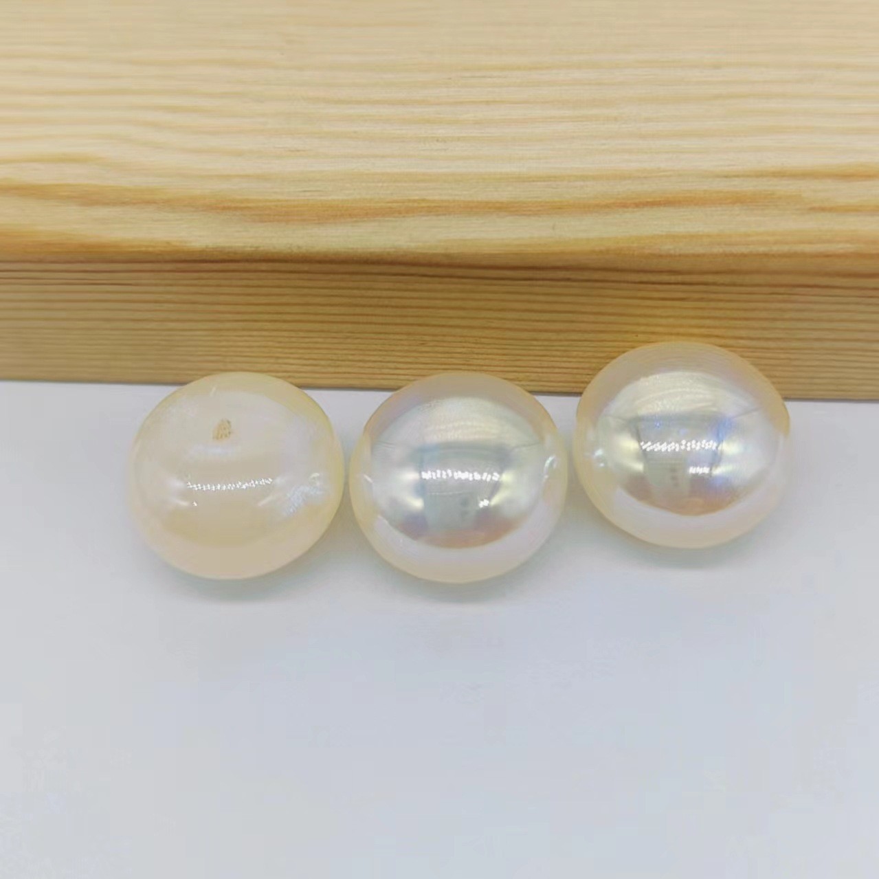 Champagne color