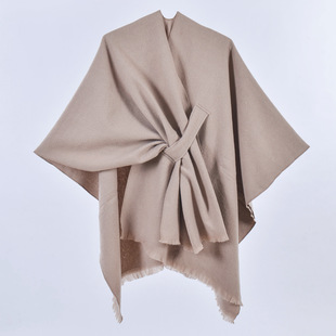 Wholesale foreign trade women's shawl European and American fashion simple monochrome oblique strap cape cape outside e-commerce live generation