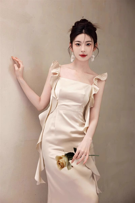 香槟色轻奢小众伴娘服显瘦小个子新娘闺蜜团礼服气质宴会晚礼服裙|undefined