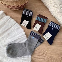 简约欧货翻口韩系格子纽扣时尚博主风女中筒袜