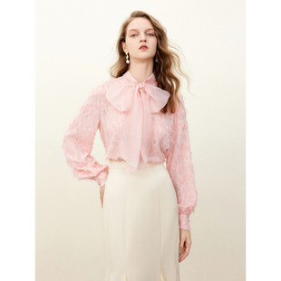 �F؛GourcuffŮ�bǧ���յ��|�r��2026�����¿����������Y����