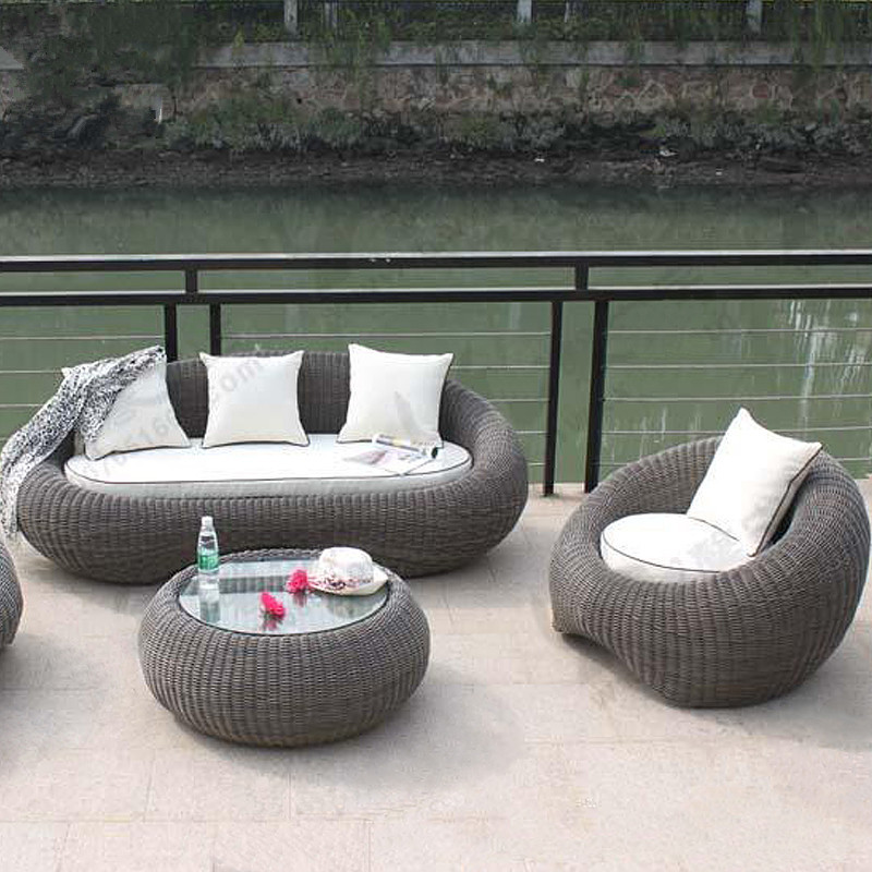 Muebles de ratán Silla de ratán sofá combinación de mesa de café sofá al aire libre Hotel balcón patio sofá impermeable