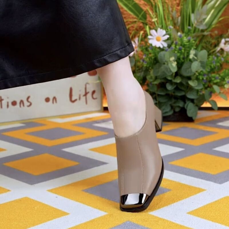 Square Head Chunky Heel Single Shoes Women's 2025 Spring and Autumn New Hot Style Women's All-match High Heel Soft Leather Deep Mouth Leather Shoes