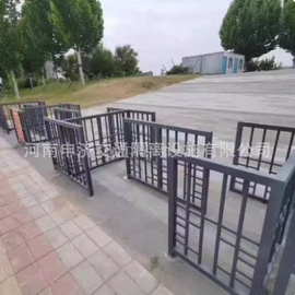 道路减速设备;防撞设施;防护栏