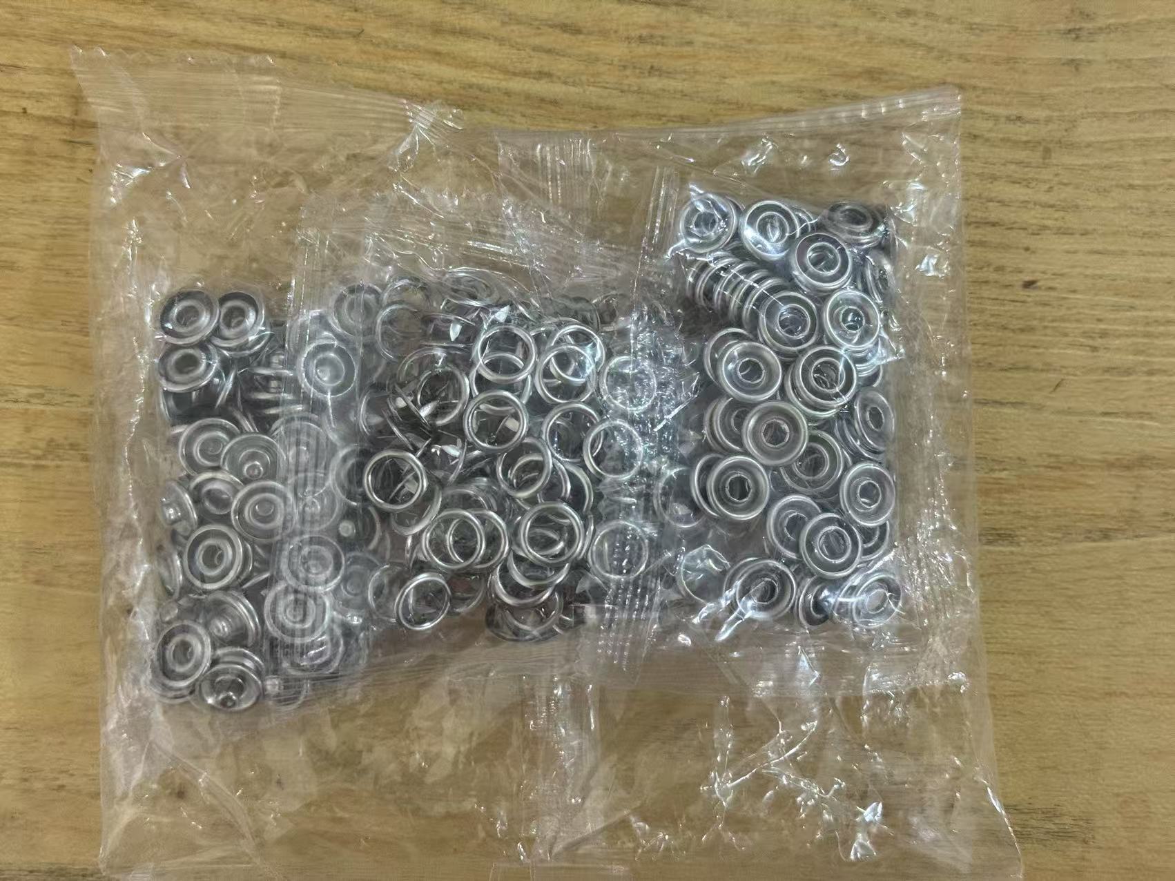 Juego de instalación de hebilla de cinco garras Botón de abrazadera de cinco garras Botón oculto Botón a presión Botón hembra Botón sin costura Botón transfronterizo de cinco garras