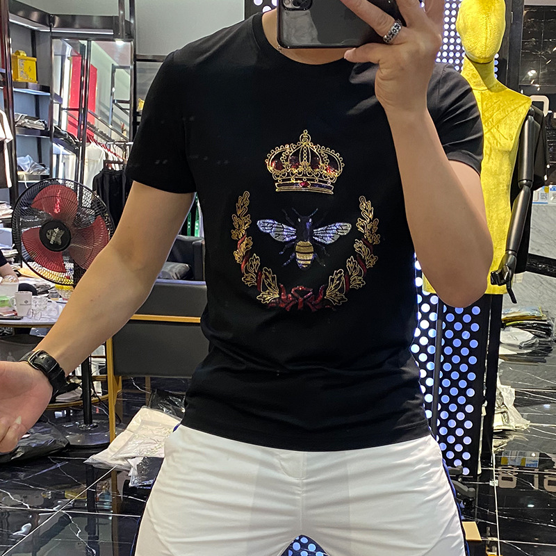 T-shirt à manches courtes pour hommes en soie glacée 2021, nouveau modèle d'été imprimé couronne petite abeille_voghion.com
