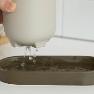 �R����ɫ���s�մɿ���Ͳ�;ߞrˮ�܄��₀�Ԏ��бP���ÏN���ռ{��