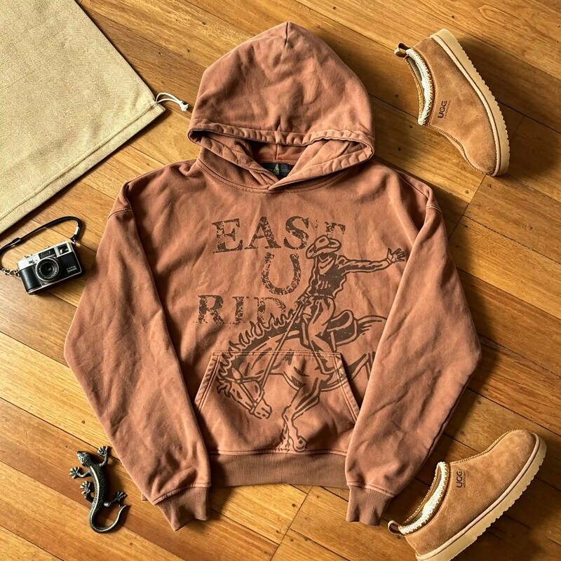 Western-style distressed hooded sweatshirt with vintage horseback riding and cowboy wear, distressed letter print, heavy weight, loose fit