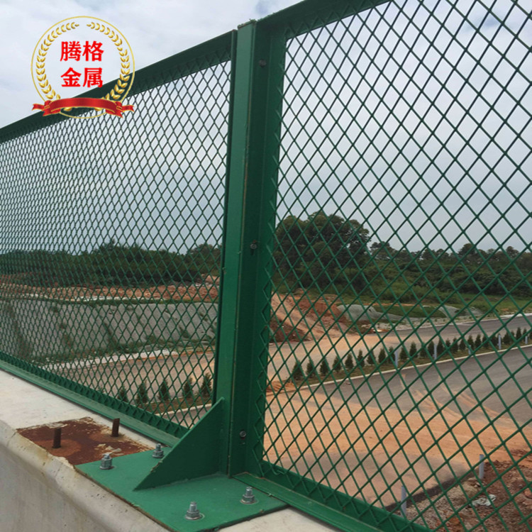 定制桥梁防抛网高速菱形隔离网天桥防坠护栏网铁路道路防爬网昆明