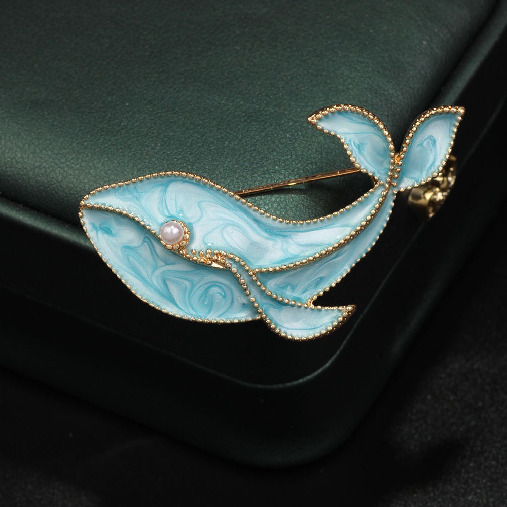 12g Weight Brooches Classification Holiday, Daily Occasion Zinc alloy Material Dolphin Pattern All Seasons Season Women's Gender Enamel Design Simple Style Style Simple Style Pin Dolphin Zinc Alloy Enamel Women's Brooches 3