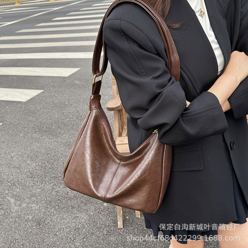 跨境新款女包简约软皮质感复古斜挎包大容量腋下时尚通勤托特包女|undefined