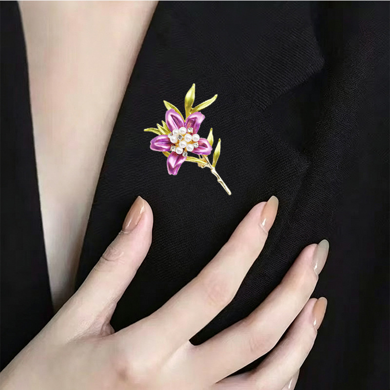 Vibrant and Colorful Enamel Lily Flower Brooch for Women, Unique Flower Pin, Suit Accessory, Gift