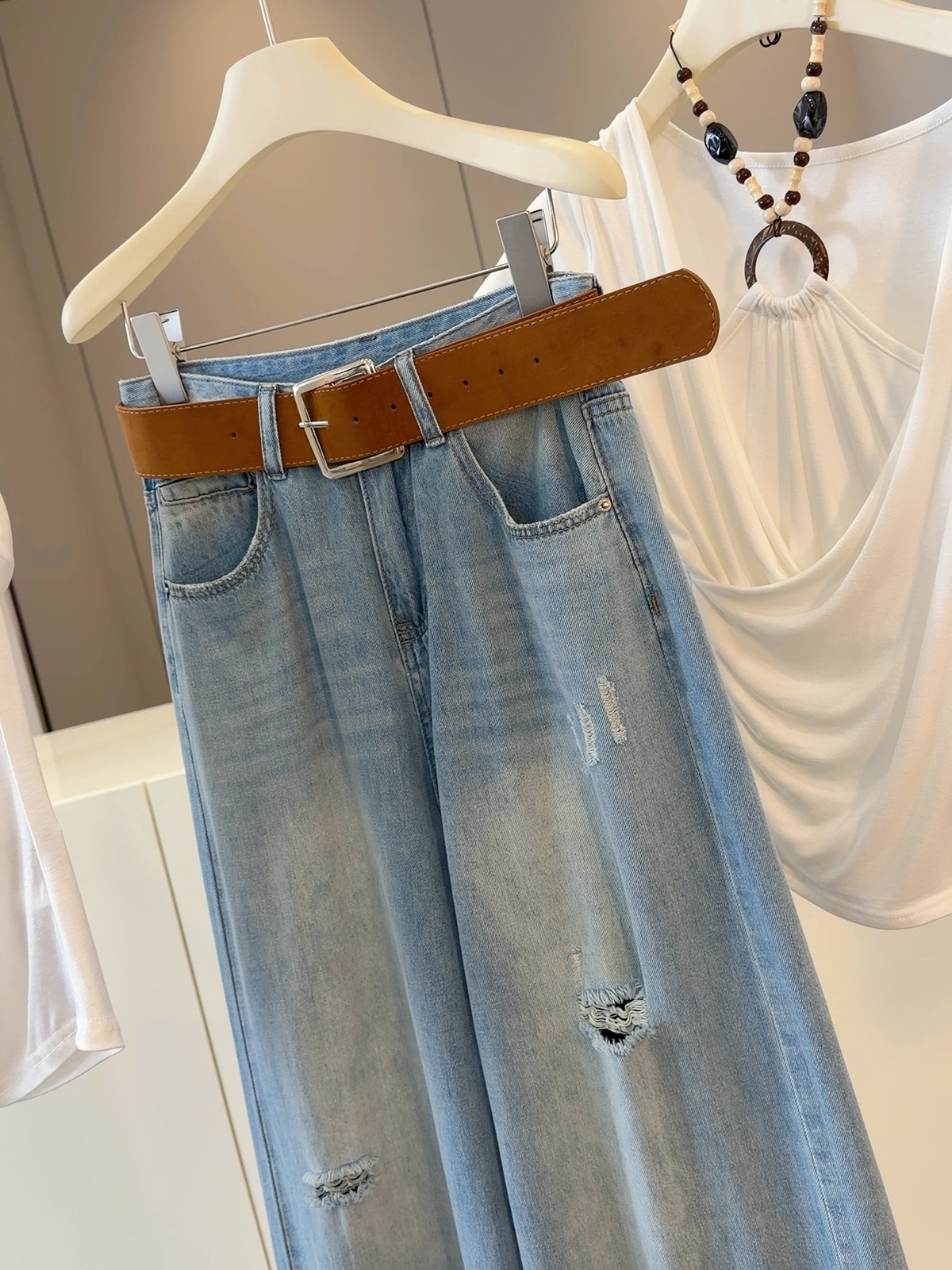 Women's High-Waisted Ripped Jeans Washed Loose Fit Slimming Design Versatile Stylish Long Pants Summer New Style_ecoleips.com