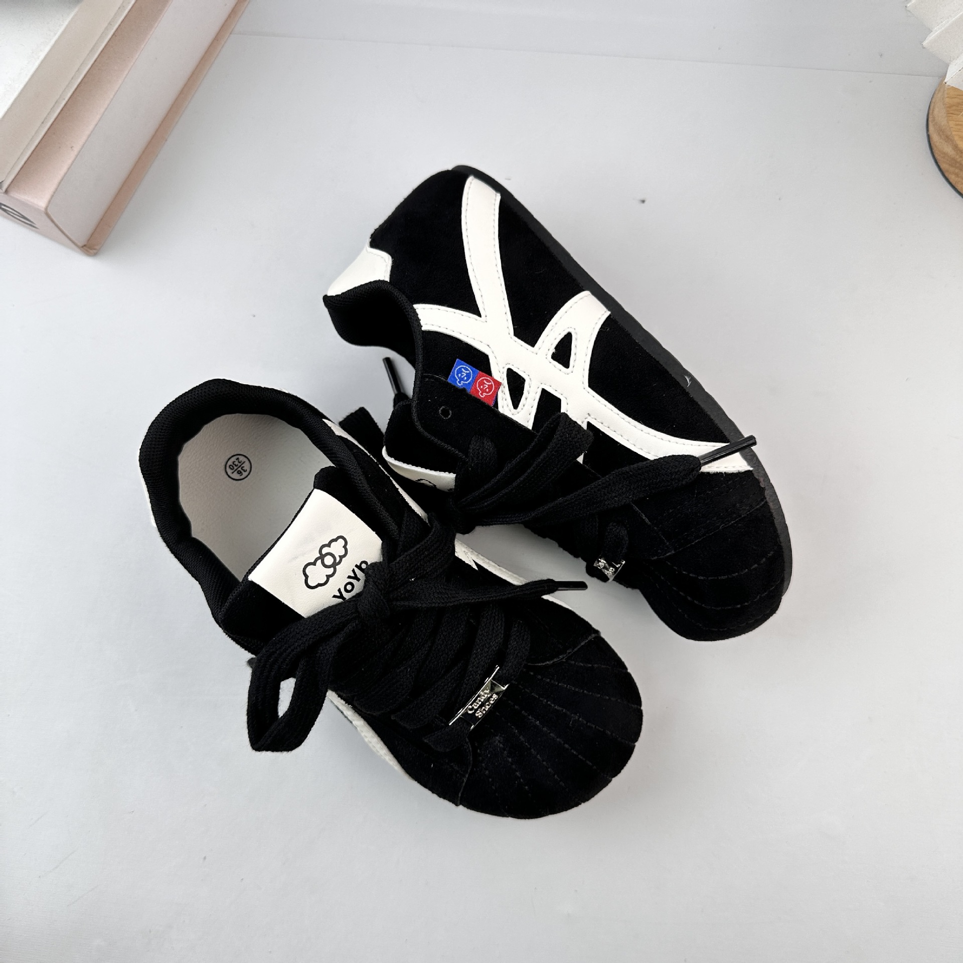 Farwave retro Gump zapatos deportivos casuales versátiles 2025 nuevos estudiantes de otoño lazos bajos zapatos de entrenamiento alemán mujeres