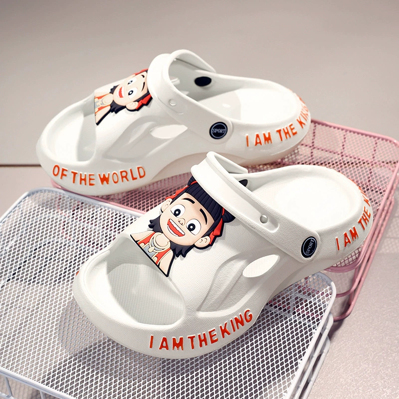 Детские тапочки для мальчиков лето 2025 новые детские пляжные сандалии для детей среднего и старшего возраста нескользящие двухслойные тапочки для девочек