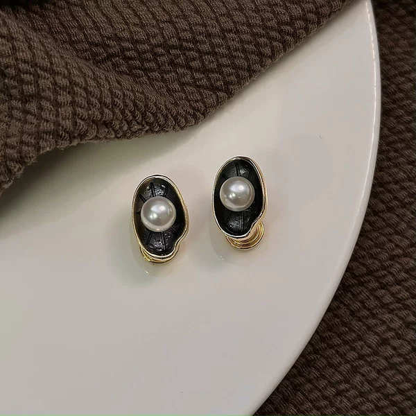 Blue mosquito coil, ear clips