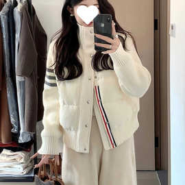 轻薄白色休闲羽绒服女2024秋冬新款短款90白鸭绒立领保暖针织外套