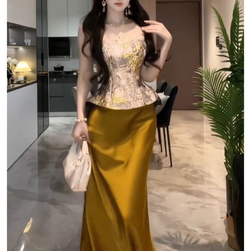 新中式国风套装感巨好看立体雕花外套背心半身裙三件套秋|undefined