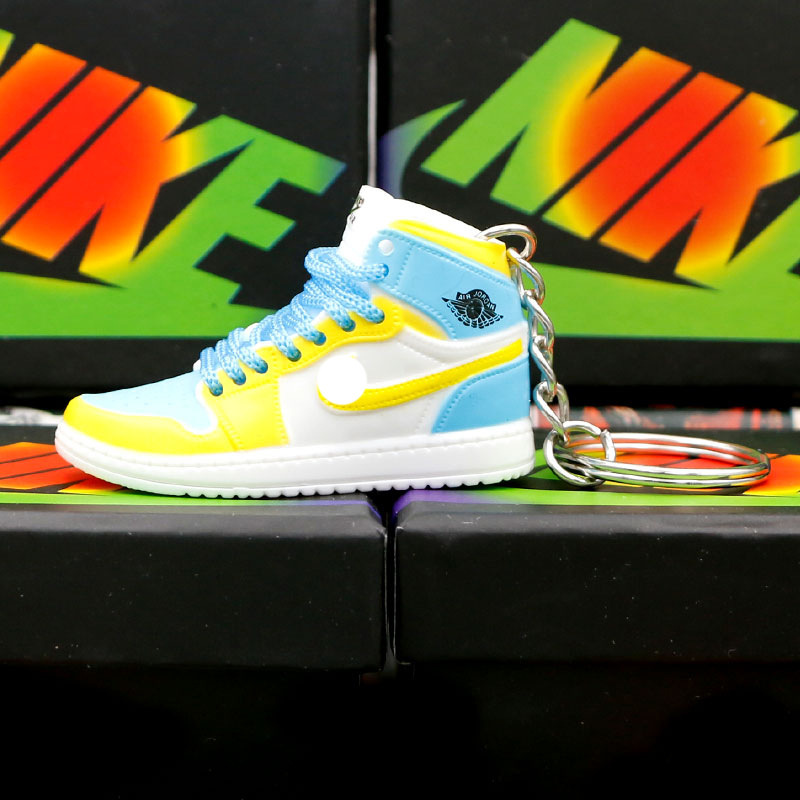 10. 노란색과 파란색 발가락