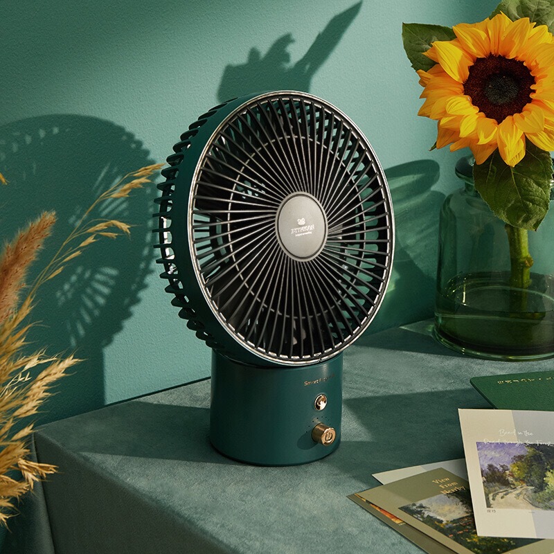 Card frog small fan desktop fan mini usb large wind charging fan small kitchen desktop silent small fan Card frog small fan desktop fan mini usb large wind charging fan small kitchen desktop silent small fan