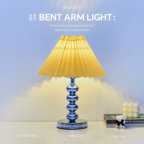 European retro table lamp bedroom bedside table creative simple romantic warm Nordic ins remote control American night light