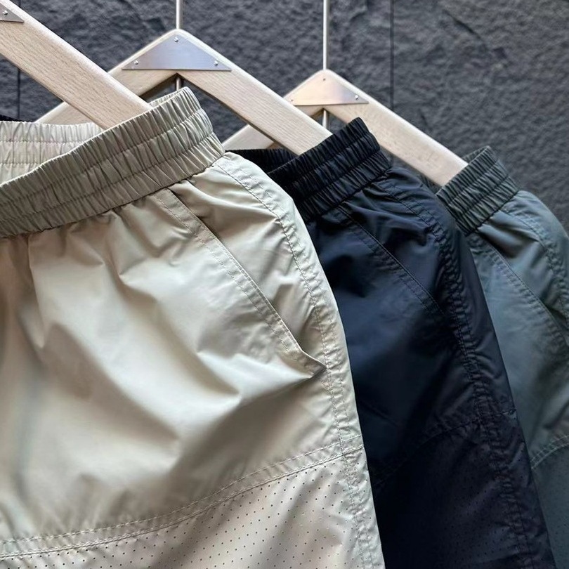 Pantalones cortos de secado rápido para hombres nuevos pantalones de cinco puntos de seda de hielo rectos de verano