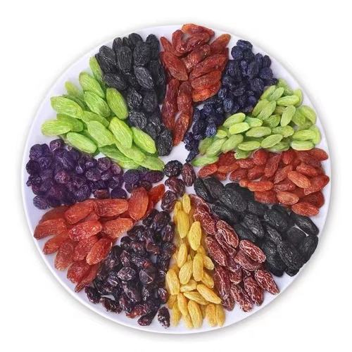 Xinjiang four-color raisins wholesale 500g sand-free Turpan red and green Xiangfei black currant and yellow raisins