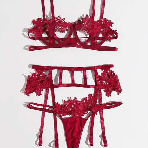 Cross-border supply of sexy underwear wholesale 2024 new lace hollow underwear set tempting sexy thong