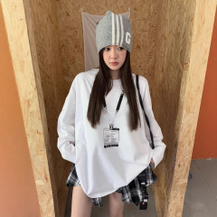 ME KAKAMEE十三行秋美式素描工牌喷画休闲简约大版长袖T恤女 8906