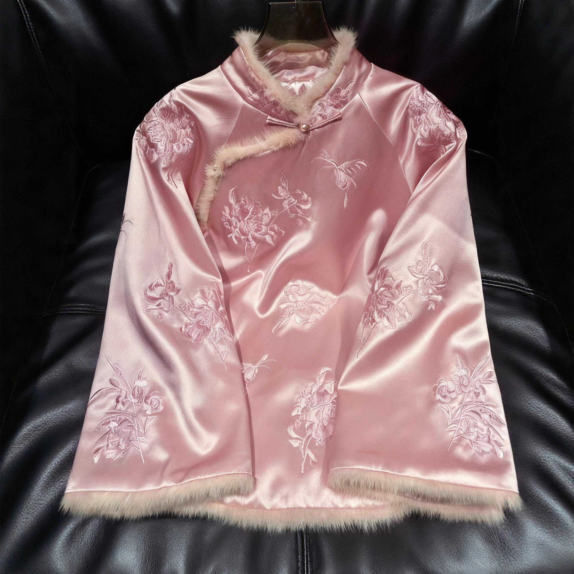 新中式国风醋酸刺绣棉衣棉服高端女装冬季水貂毛毛边加棉斜襟外套