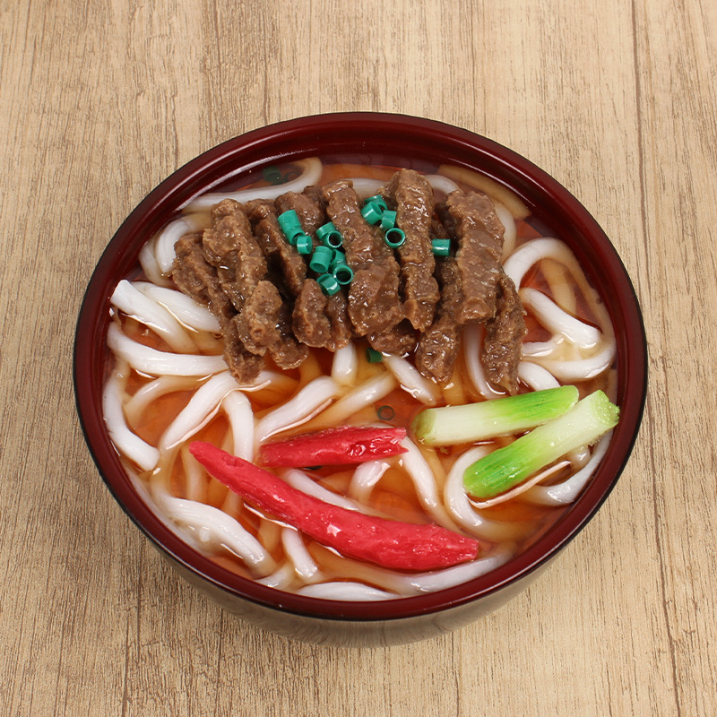 돼지 국수