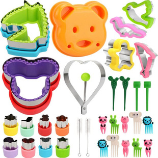 Cross-border new 32-piece cartoon sandwich mold bear bread toast embossing mold stainless steel biscuit mold