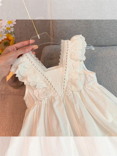  Korean-style girl's summer tank dress, white princess dress with lace trim for little girls
