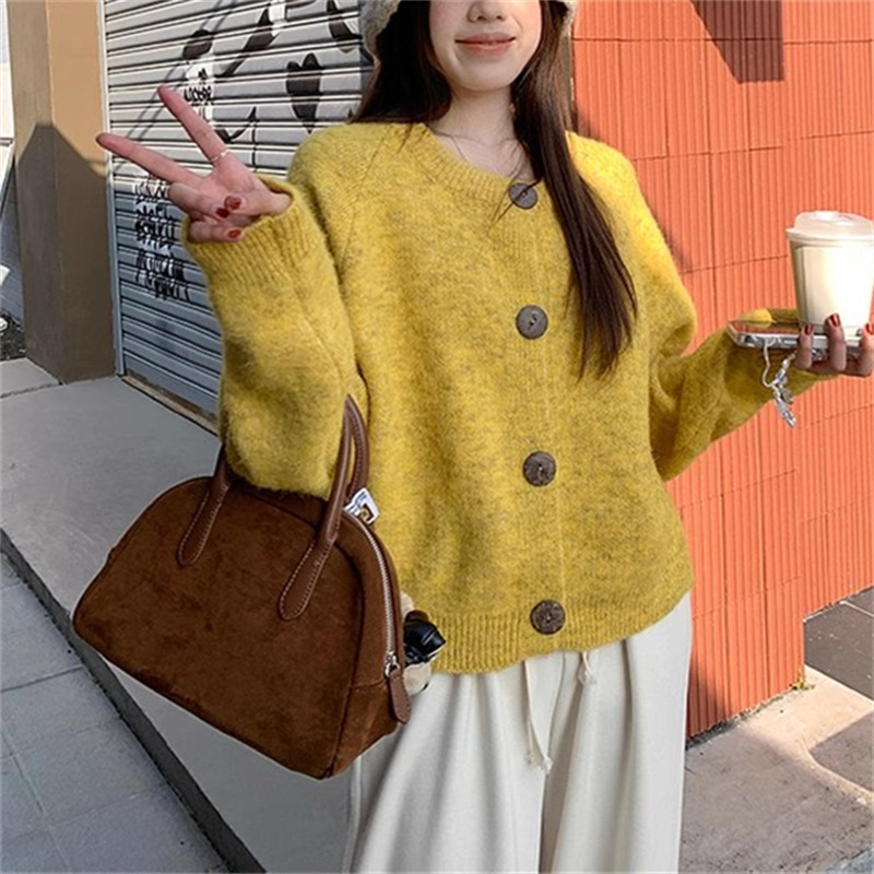 设计感纯色秋冬季新款 针织毛衣女士外套 圆领休闲慵懒风宽松开衫|undefined