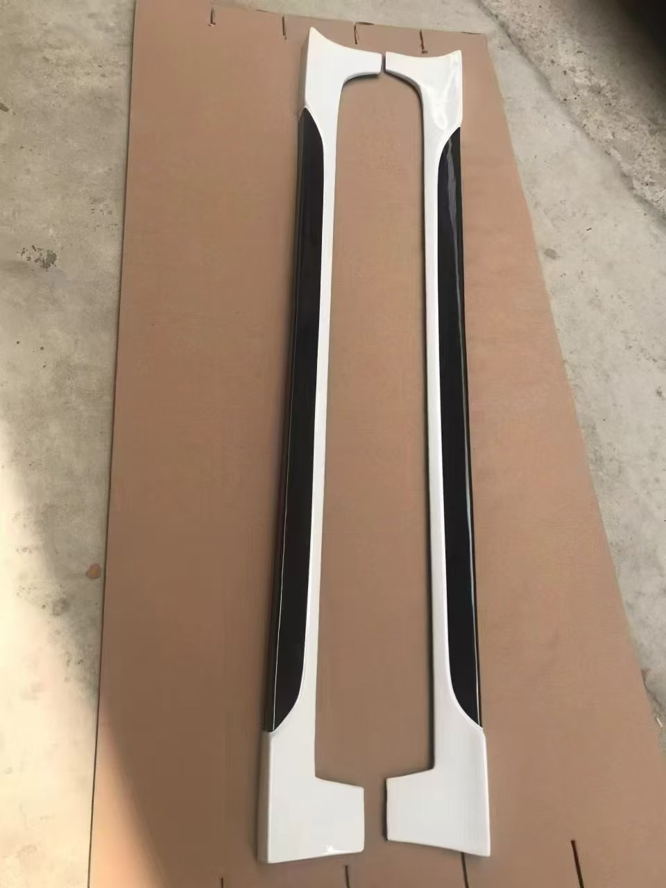 Suitable for Modern 2016-2019 Hyundai Elantra Body Kit Modification Parts: Front Lip, Side Skirts with Lights, Rear Lip, and Body Kit