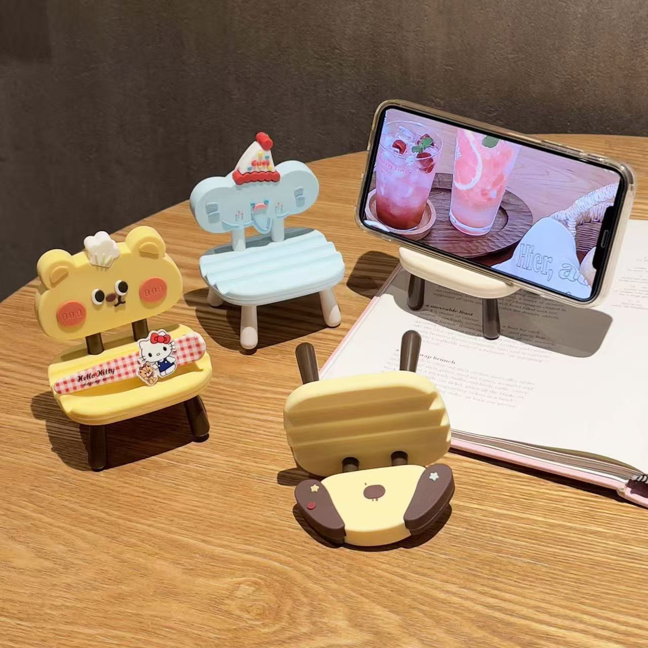 Cartoon mini chair phone stand, creative desktop ornament, cute lazy support, perfect for binge-watching.