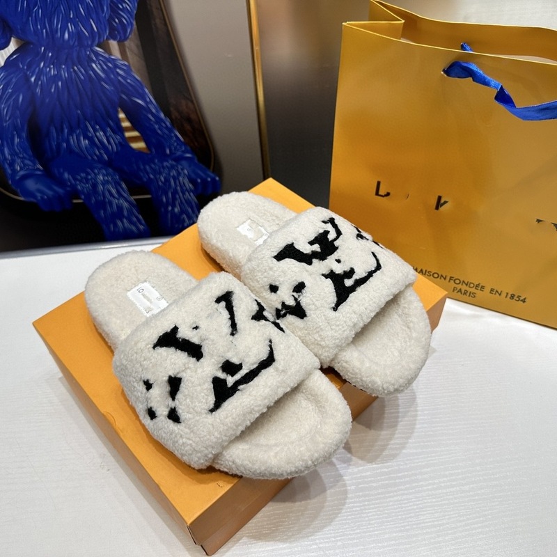跨境热销驴家毛毛拖鞋女外穿平底轻便羊皮毛一体拖鞋厂家批出货快|undefined