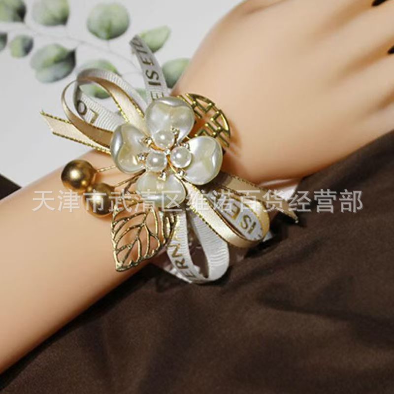 Champagne Color Bridesmaid Wrist Flower Sister Group Hand Flower High-end Korean Bride Wedding Wedding Bracelet Pearl Bracelet