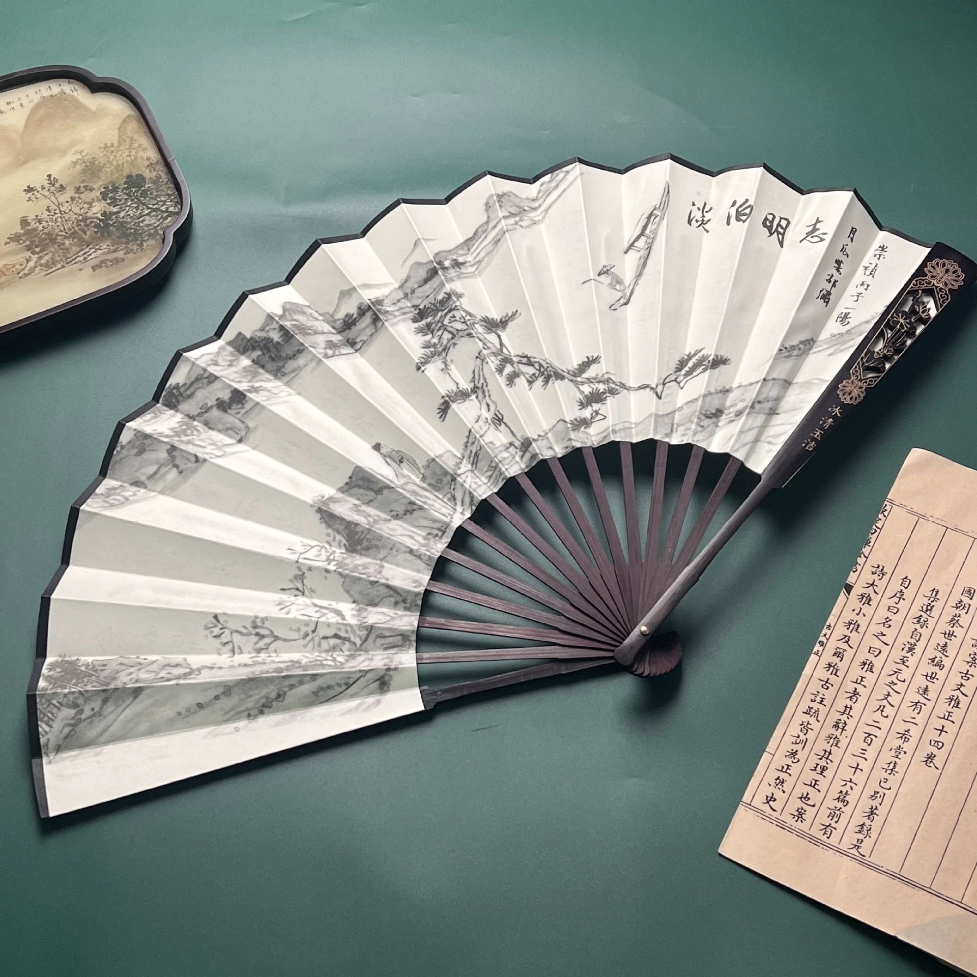 10inch 조각 무관심