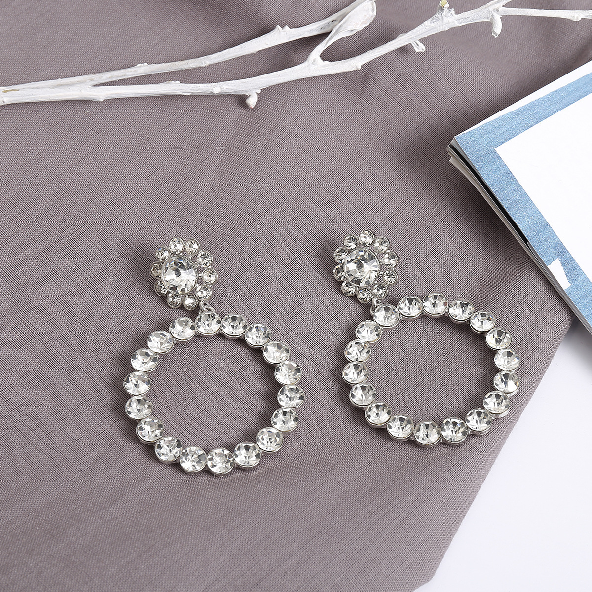 欧美跨境耳饰品 几何夸张圆圈耳环女 简约镶钻气质大方商务耳钉