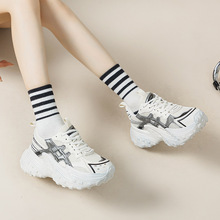 �羳������ɏ���ϵ�ЬŮ�����¿���Ƥ���С����͸��ins���\��Ь