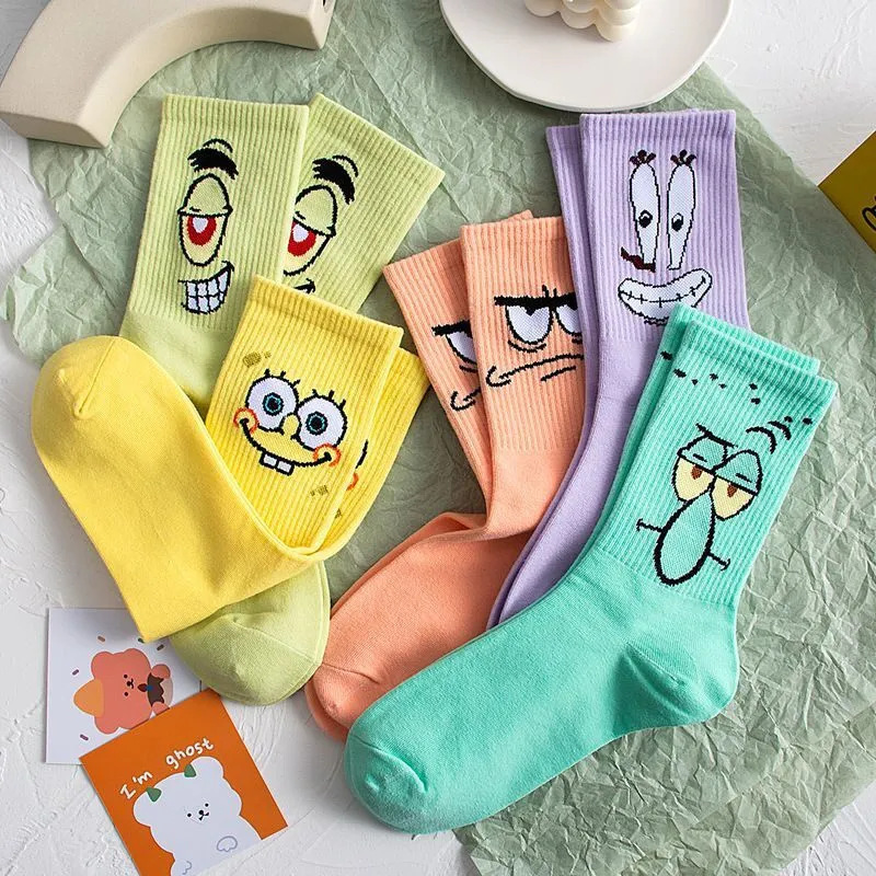 Socks for Women with Smiling Faces, Casual Cartoon Mid-Calf Socks for Male Students, Cotton Socks Ins Spongebob Cute Couple Funny