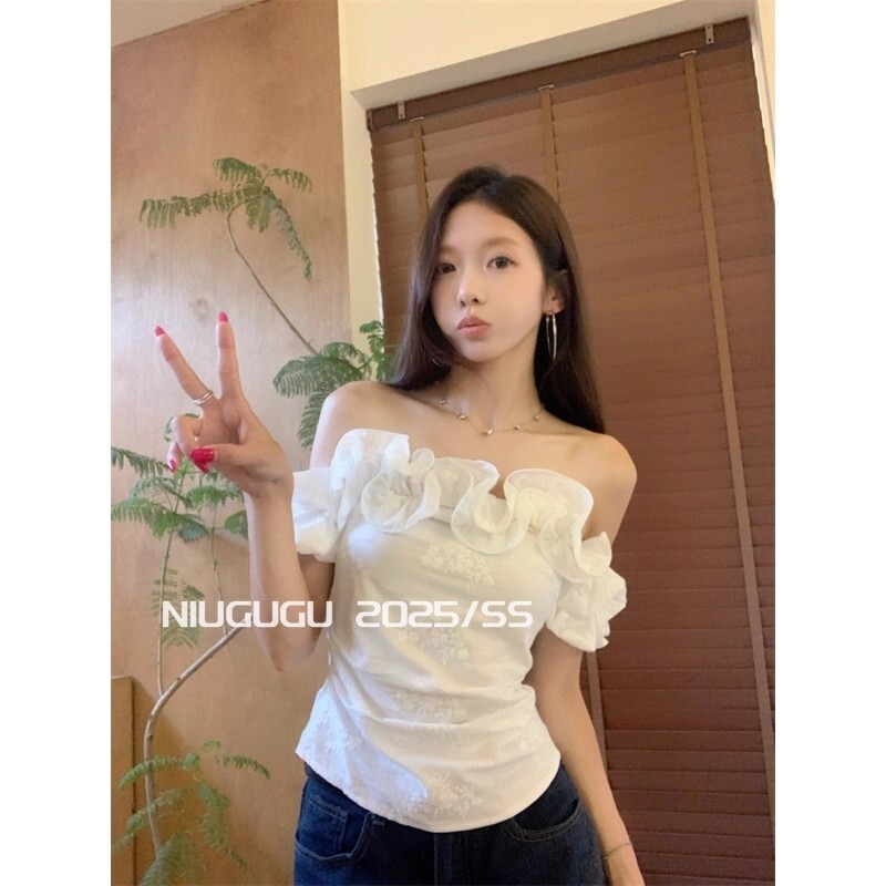 French-Style Rolled-Edge Jacquard One-Shoulder Short-Sleeve T-Shirt for Women, Summer Design with Unique and Elegant Ruffled Short Top French-Style Rolled-Edge Jacquard One-Shoulder Short-Sleeve T-Shirt for Women, Summer Design with Unique and Elegant Ruffled Short Top