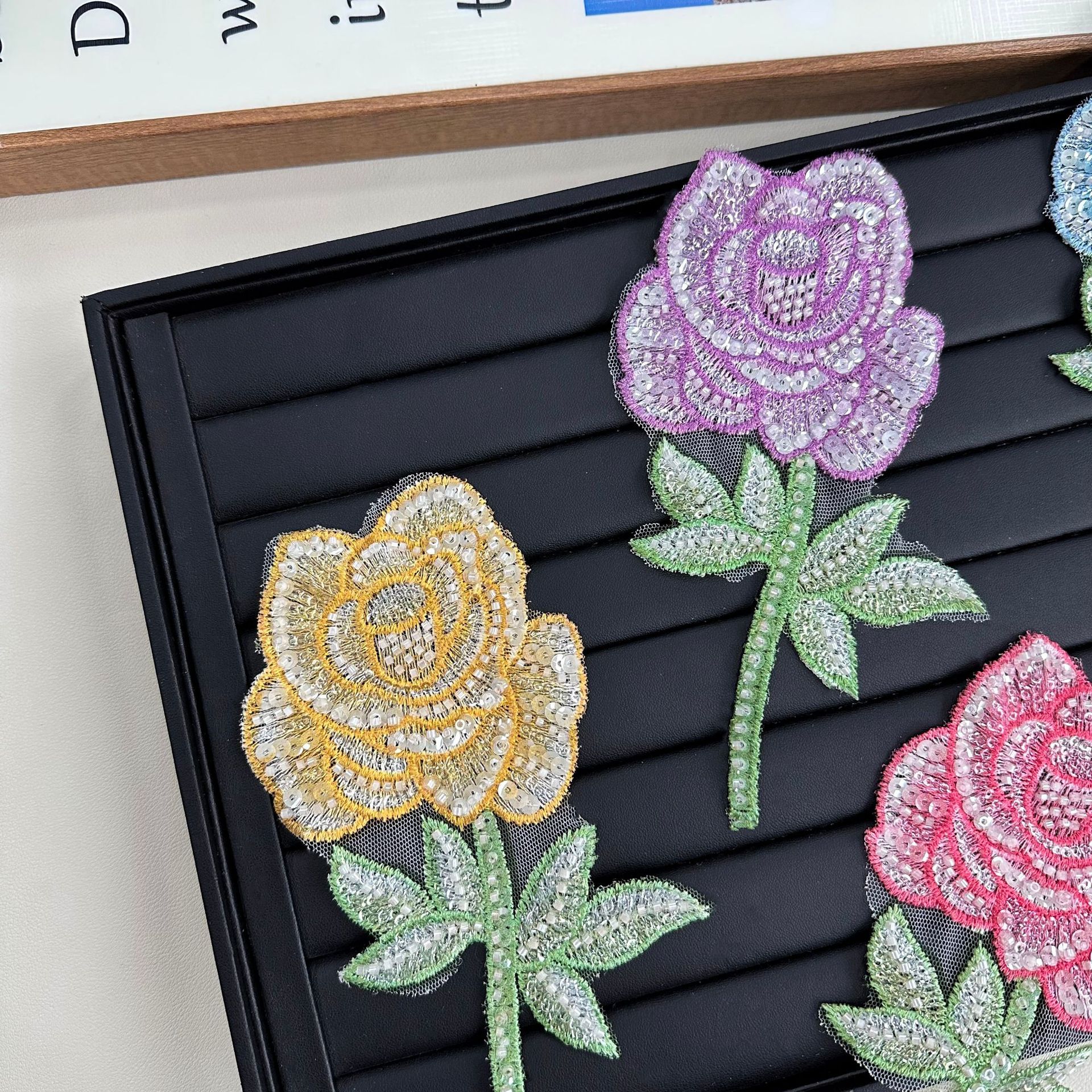 Exquisitas pegatinas de tela bordadas Hanfu cheongsam nueva falda china con cara de caballo decoración superior piezas bordadas ropa para niños accesorios de decoración de equipaje