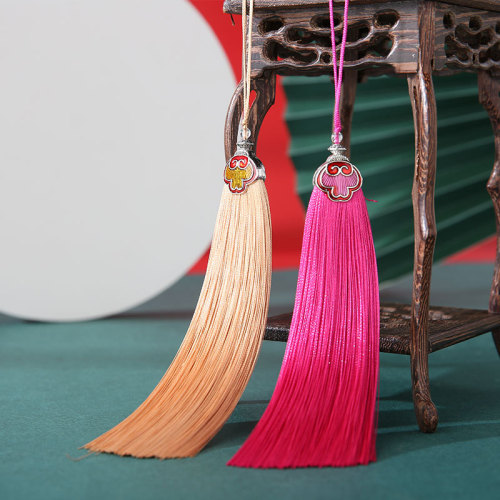 Facebook 13CM long auspicious cloud hat with tassels and tassels, ancient costume, Hanfu, placket pendant, cloisonné car hanging tassels, wholesale