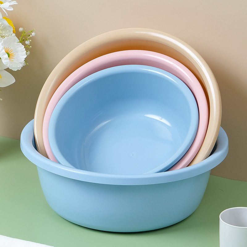 Small children's plastic washbasin for students for laundry, increased thickness