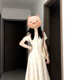 法式复古碎花方领连衣裙子女装夏季2026新款收腰显瘦绝美气质长裙