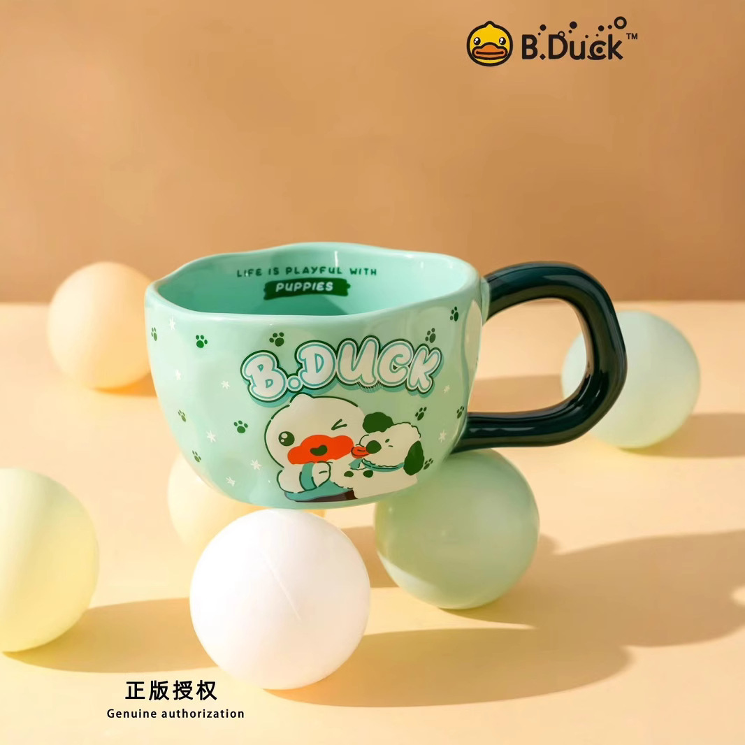 Auténtica licencia B. Duck pequeño pato amarillo de dibujos animados taza de marca personalidad acompañante regalo taza de desayuno encantadora taza de agua para niños