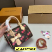 �羳�¿�Ů�����^������ϵ���ϻ��΃rб��������S��ֱ�N�ٴ��