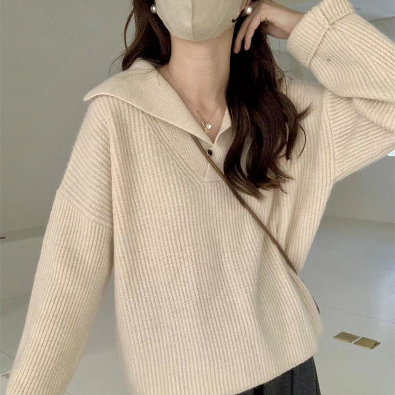 Poloシャツの襟をめくってニットのセーターのプルオーバーの新型の秋冬の女性のvネックのデザイン感の小さい大衆のゆったりしている怠惰な上着|undefined